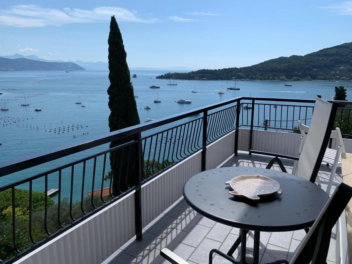Апартаменты La Terrazza Sul Golfo Портовенере Экстерьер фото